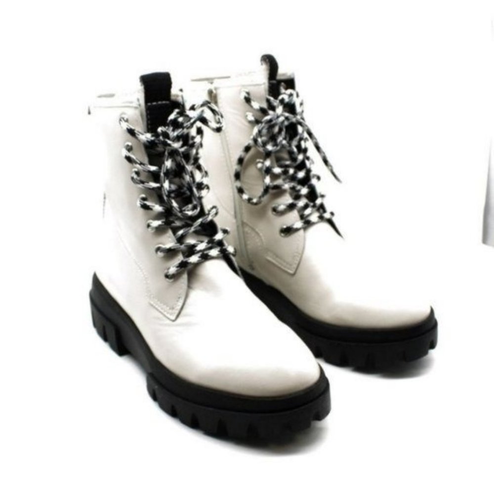 Franco Sarto Robbie Booties Women's Shoes(size 7)